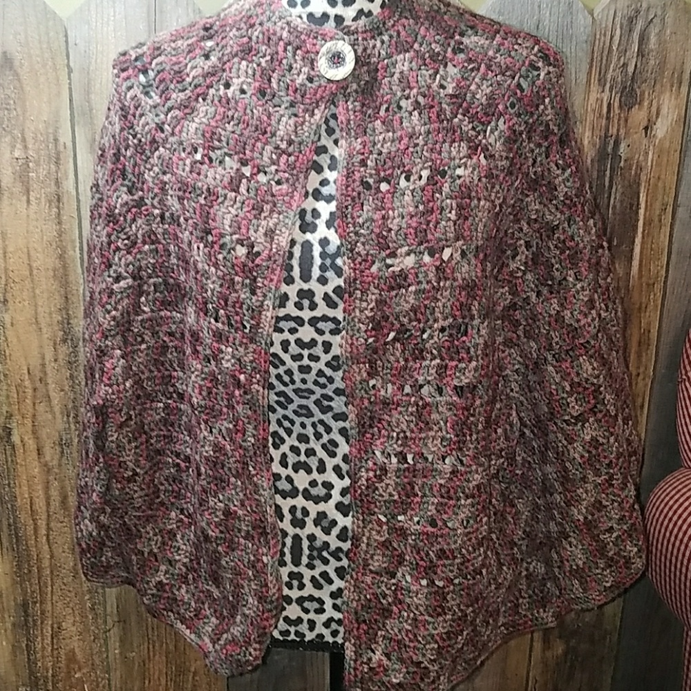 1 hour sale Hand made crochet short cape  012
